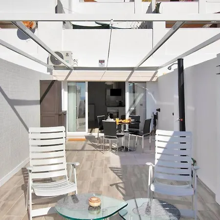 Moderno Duplex Con Vistas Al Mar En - Abejeras 409 アパート エステポナ